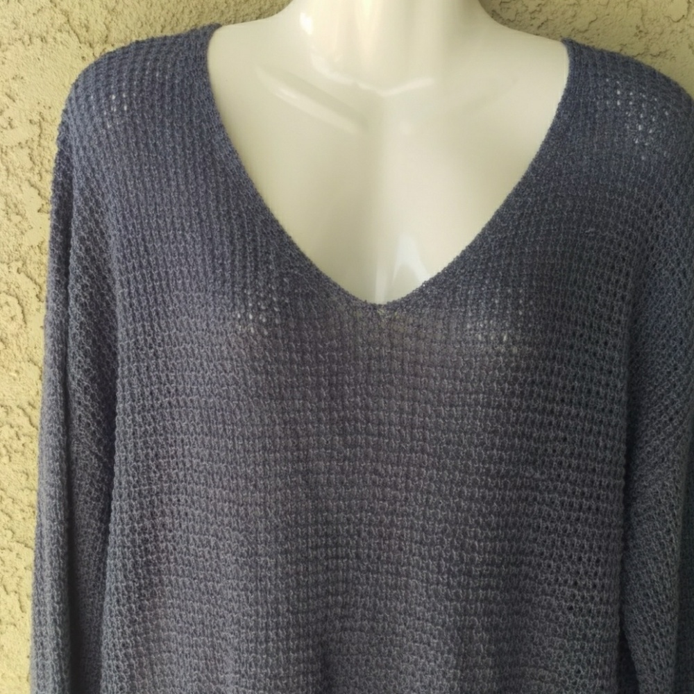 Time and Tru blue waffle knit sweater nwt - Picture 2 of 8